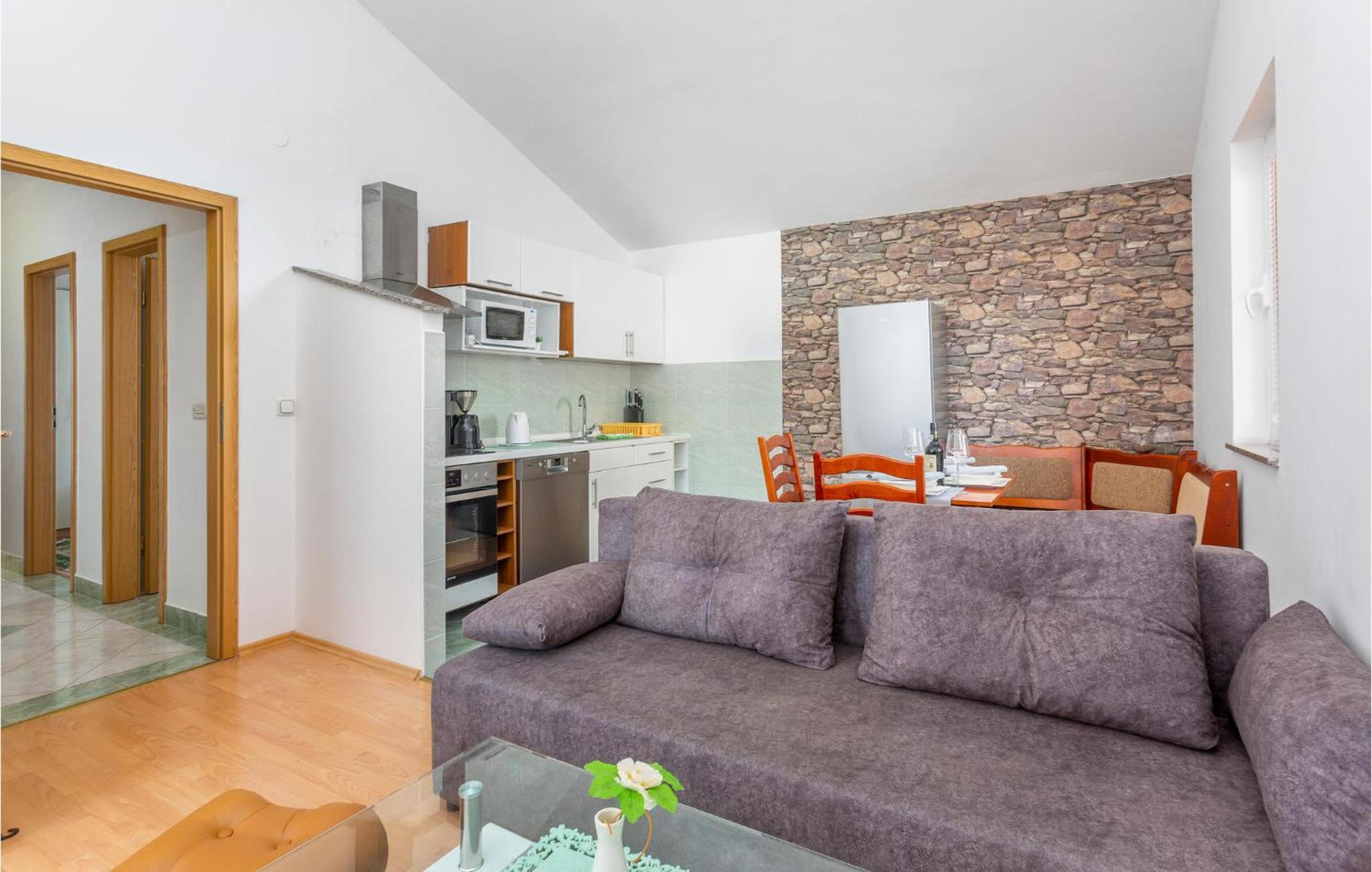 Beautiful Apartment In Krk With Kitchen Krk Town Zewnętrze zdjęcie