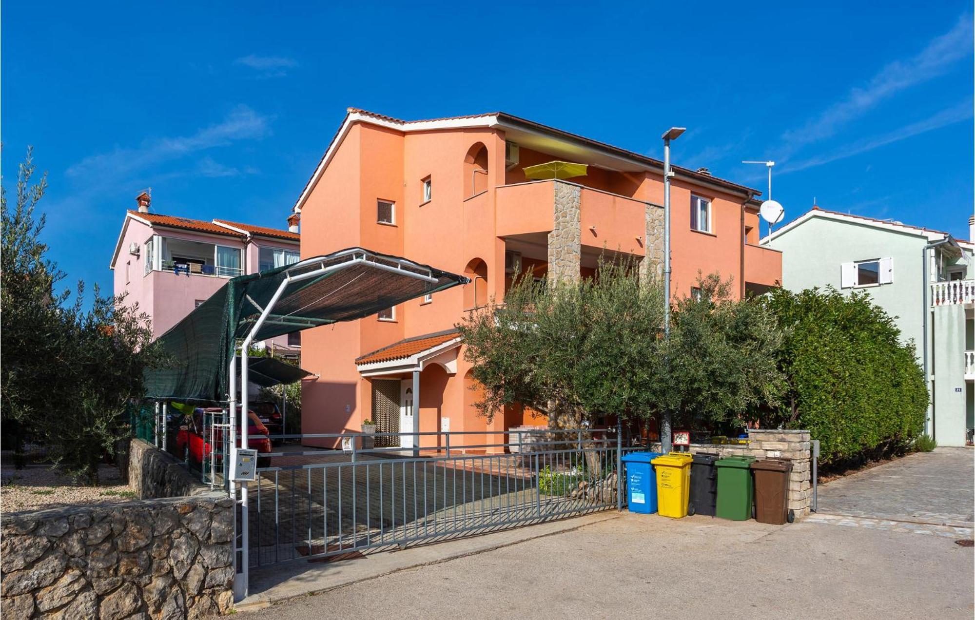 Beautiful Apartment In Krk With Kitchen Krk Town Zewnętrze zdjęcie